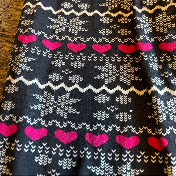 Heart Print Leggings - Picture 2 of 3